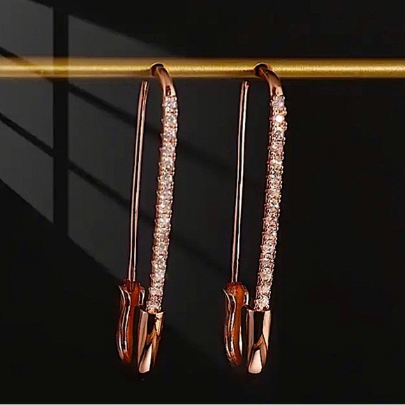 Rose Gold Plated Zircon Safety Pin Earrings, Minimalist, Punk, Gift For Teena… - Picture 3 of 6